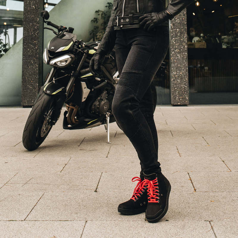 Jeansy damskie Ozone Agness II czarne - obrazek 4